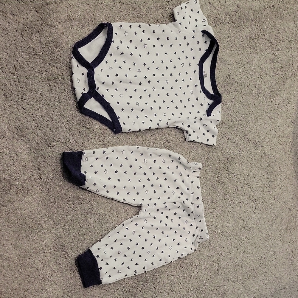Star Pattern Baby Onesie and Pants Set